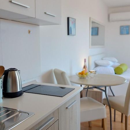 Sea Side Apartments Vodice Ngoại thất bức ảnh