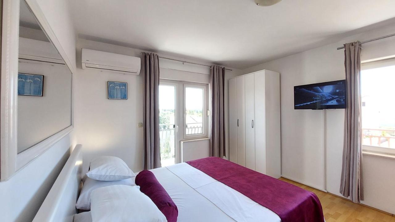 Sea Side Apartments Vodice Ngoại thất bức ảnh