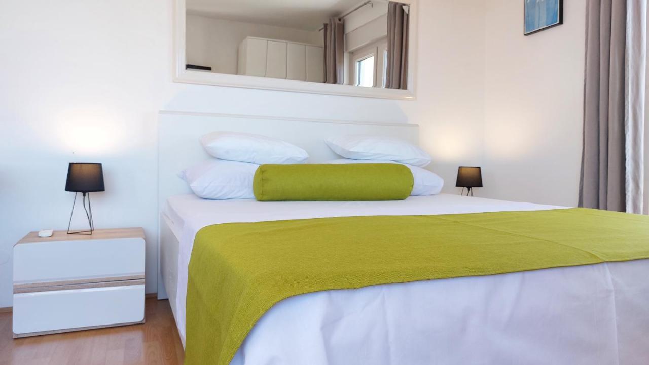 Sea Side Apartments Vodice Ngoại thất bức ảnh